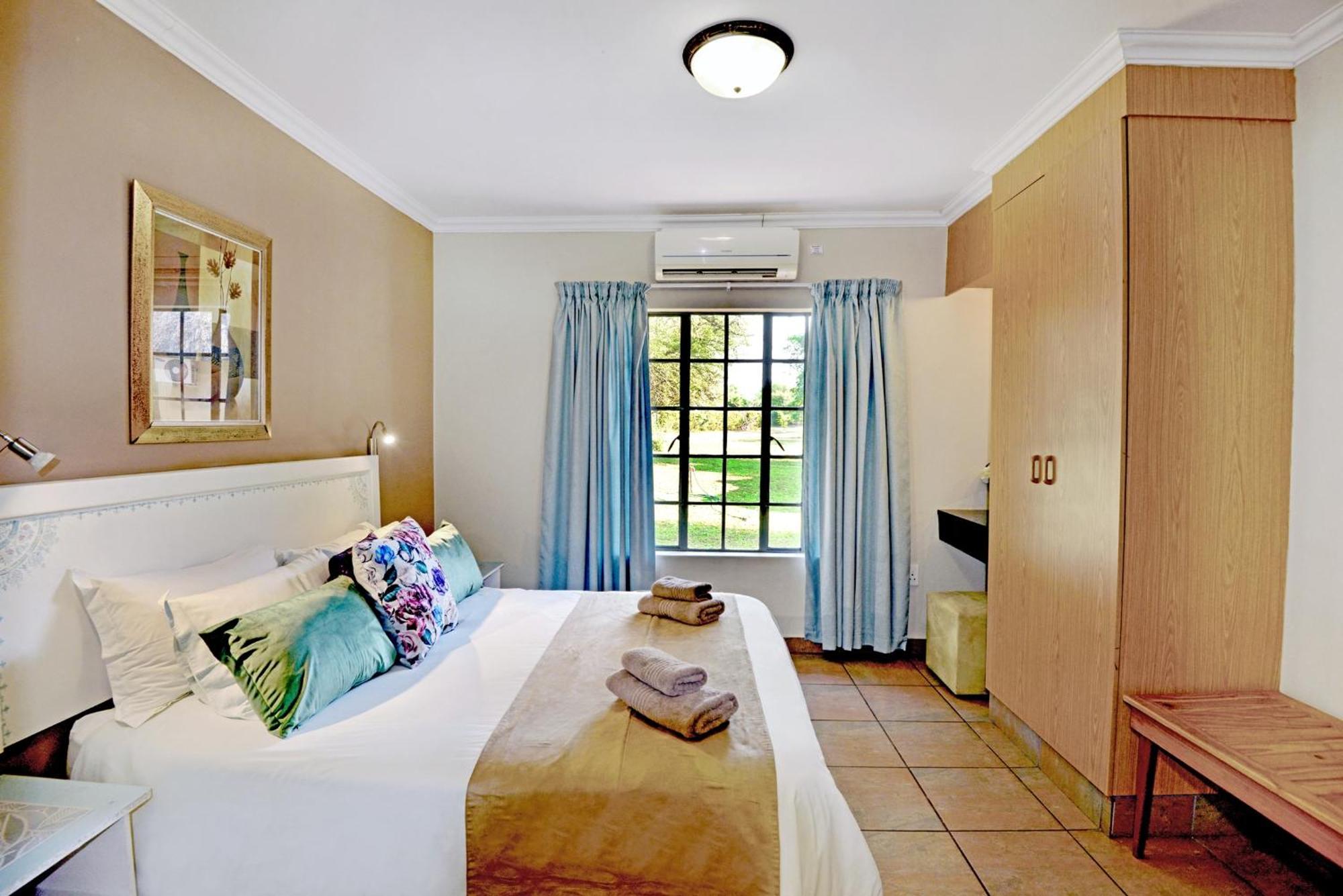 קומאטיפורט Komati River Chalets מראה חיצוני תמונה